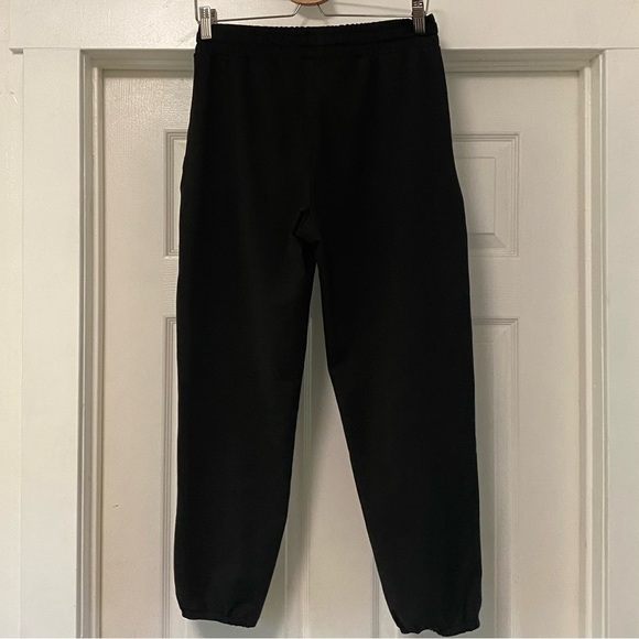 Vuori Womens Black Joggers - Picture 5 of 7
